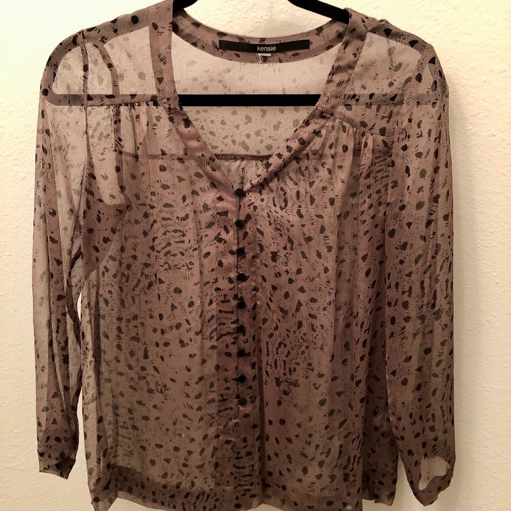 Kensie sheer long sleeve top. Size S